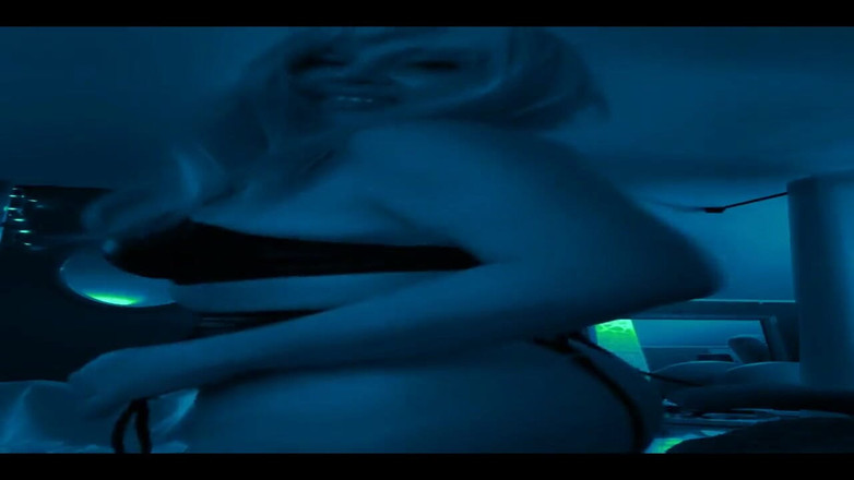 PaintedRose: "Vom ține-ne pe amândoi în starea de spirit.