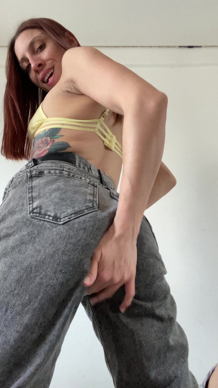 Lynn Scream: I'll Get All the Cum Out of You While Keeping...