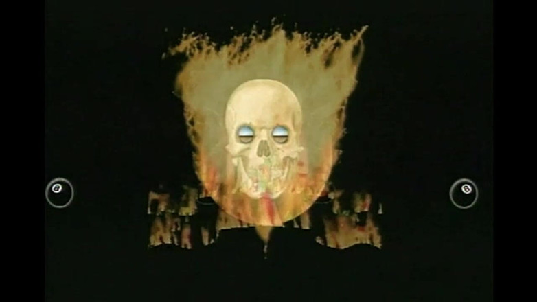 Forte Porno: Une baise très torride dans la piscine pour une blonde...