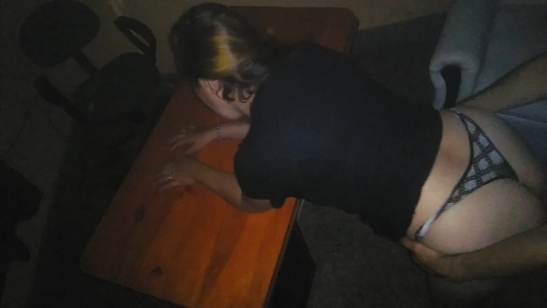 Fitcure1: Mrdání velmi bohaté na kancelářském stole mé nevlastní matky v...