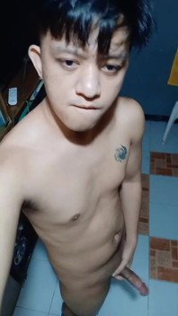 Let Me Give It to You Stepdaddy! Pinoy Twink Masturbation and Live Cum