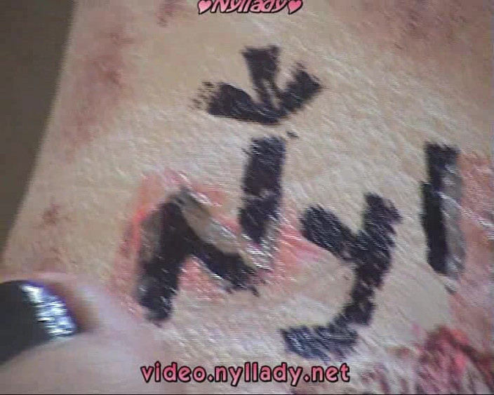 Nyllady: 레그캐스트와... 맨발