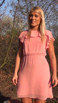 Blondýna Venkovní úlovek - sladká kočka