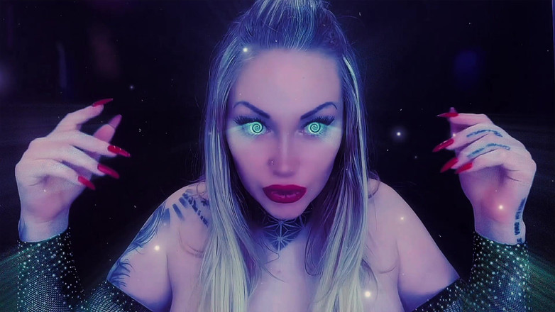 Goddess Misha Goldy: Vautrer dans ta dépendance à la spirale ! Plus de vidéos spirales,...