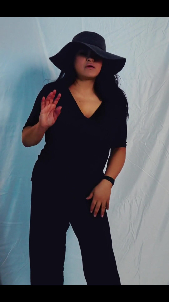 Lisa X Lopez: Итак, я работаю над безопасным для работы