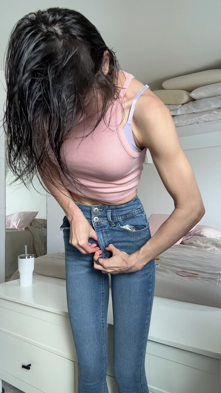 Ms_Emmy_Lynn: Watch Me Get Dressed in My Outfit of the Day