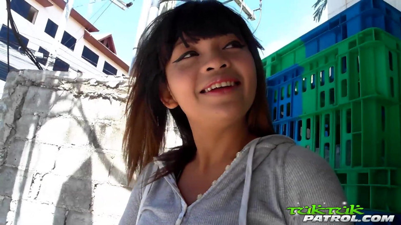 Trike Patrol - Tuk Tuk Patrol: Lovely Asian deserved to cum hard