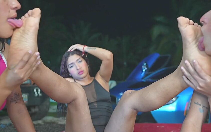 Good Girls Mansion: Sucking and licking her friends feet then sucking asshole GGmansion