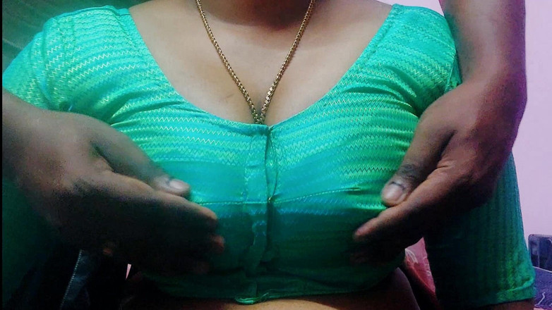 Desi Mohini: Quente indiana peituda