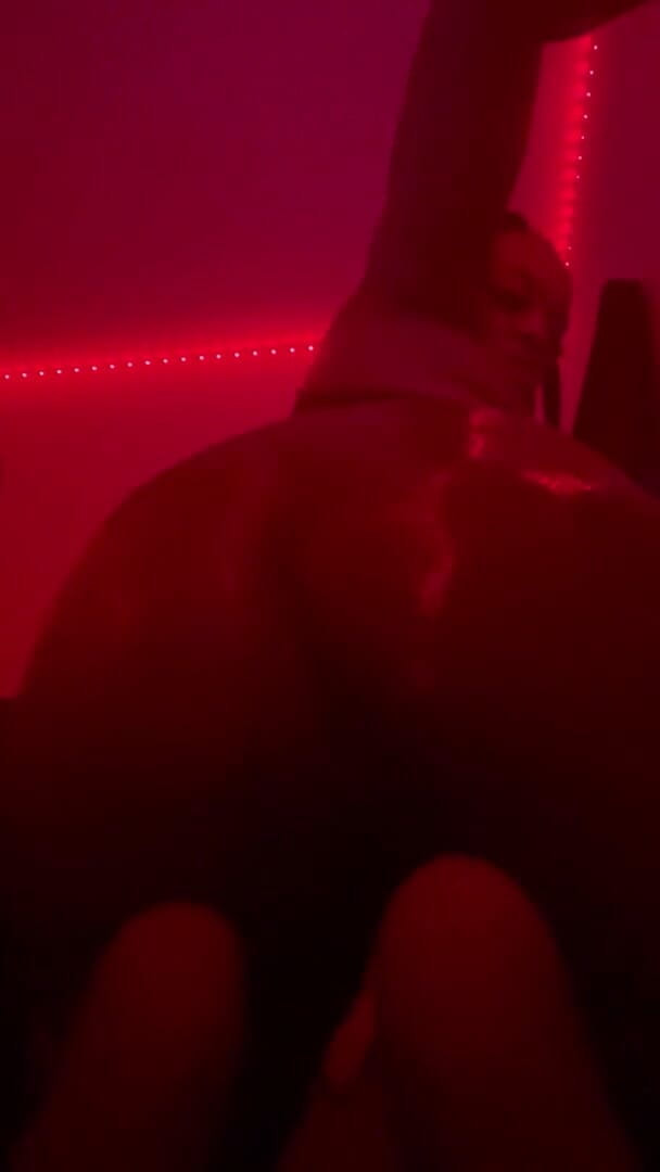 Harley Harper: Red light special