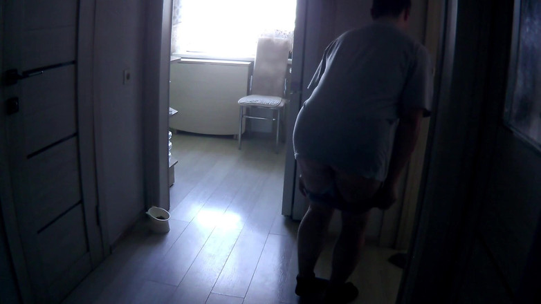 Limara19981: 年轻人决定展示他是如何揉搓他的屁股的