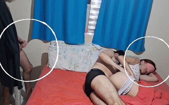 Ksalnovinhos: &amp;quot;Prank dengan istri&amp;quot; istri di tempat tidur dengan penutup mata...