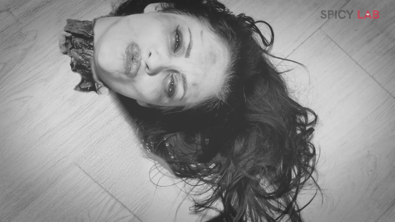 Spicy Lab Production: Frankensteinova přepracovaná nevěsta