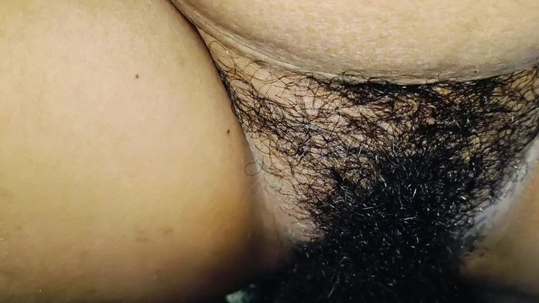 Gomathy: Joder a mi esposa en estilo perrito duro