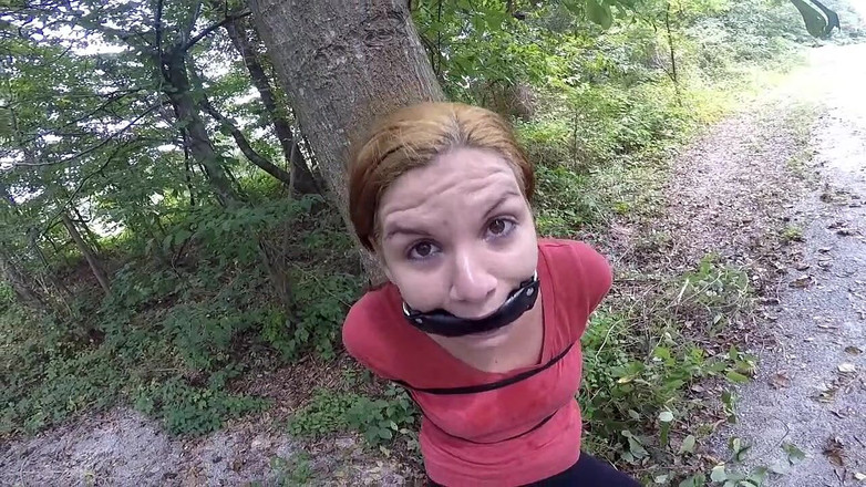 Selfgags classic: Mountainbiker in bondage