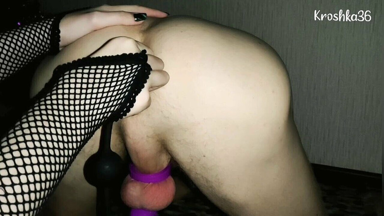 Kroshka36: अपनी बहिन रंडी को नए साल का तोहफा दिया