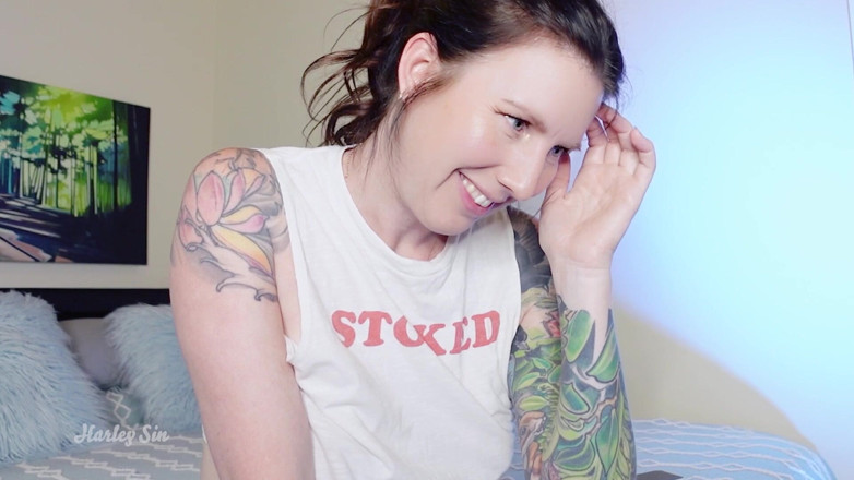 Harley Sin: Pillow Humping Cumslut: Red Dick Taboo