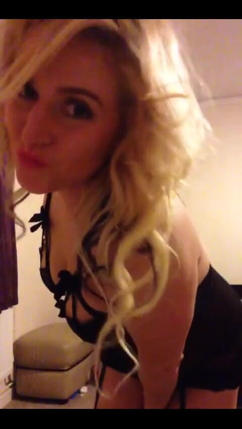 Loula Lou: 3 sady spodního prádla v jednom videu