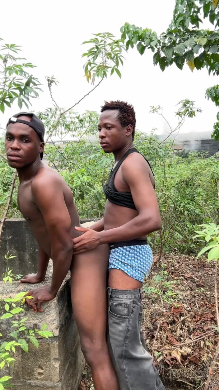 Purplecum: Inside Forest Fuck