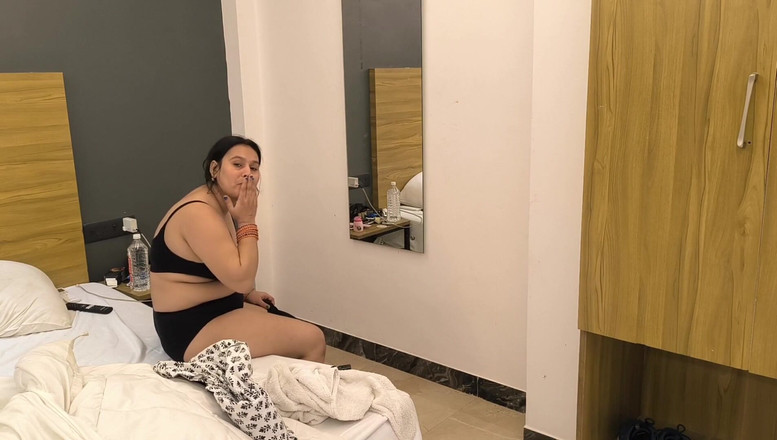 pujaprem: Indiana milf fode com enteado