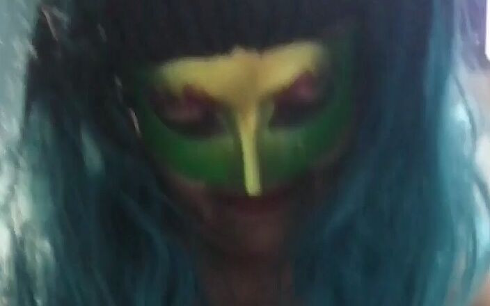 Milfta boohot: 成熟した60歳のおばあちゃん吸いコックと与える豊かな手コキ