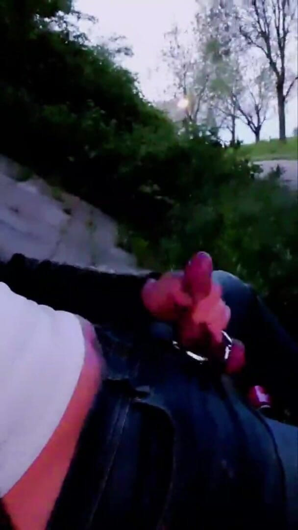 Slutboyben: Slutboyben Cam4 Plivat před Tomem