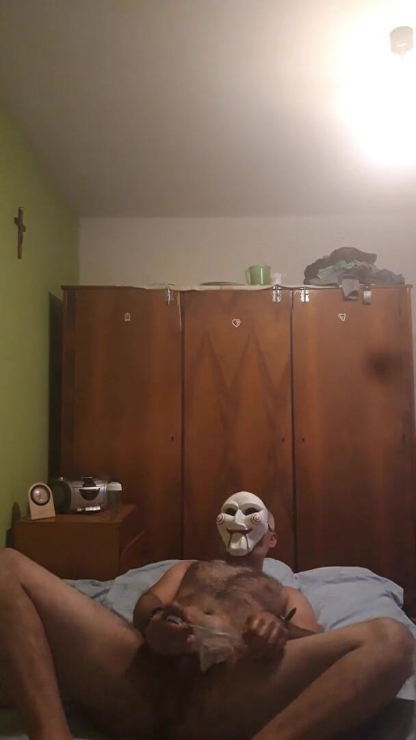 SingerMask: Fuck this pussy toy!