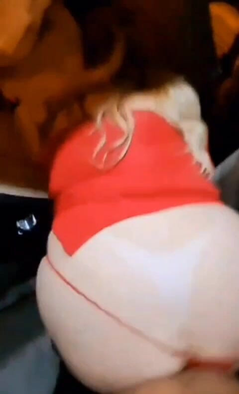 Kakabbw: Ach, ta parkoviště...