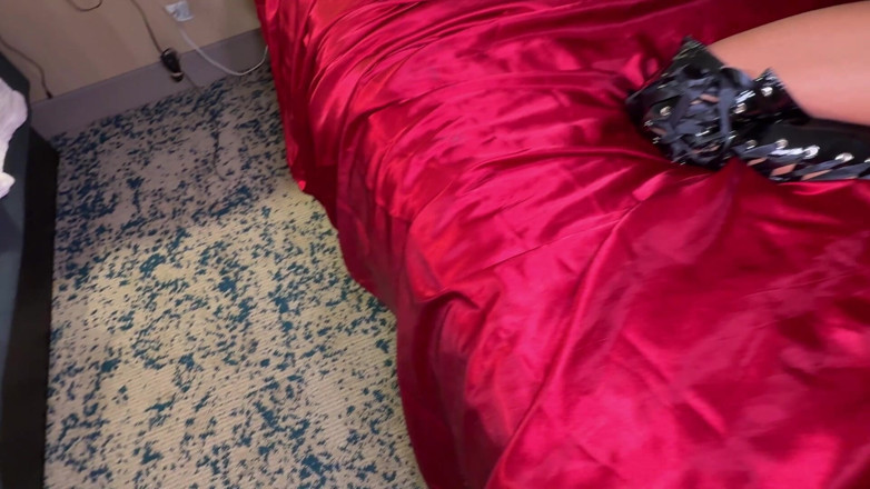 Tatiana Steele: Madam Tatiana Steele Trains and Pegs Her New Sub Good...