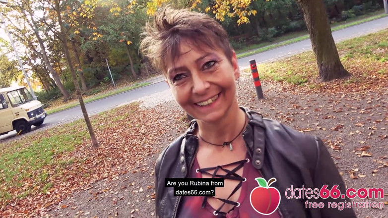 Dates66: Needy almost GILF gets common park bang in Berlin