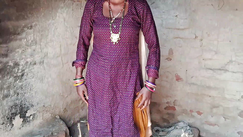 Desigol99: Abang tiri suami saya mengongkek pantat saya dengan banyak