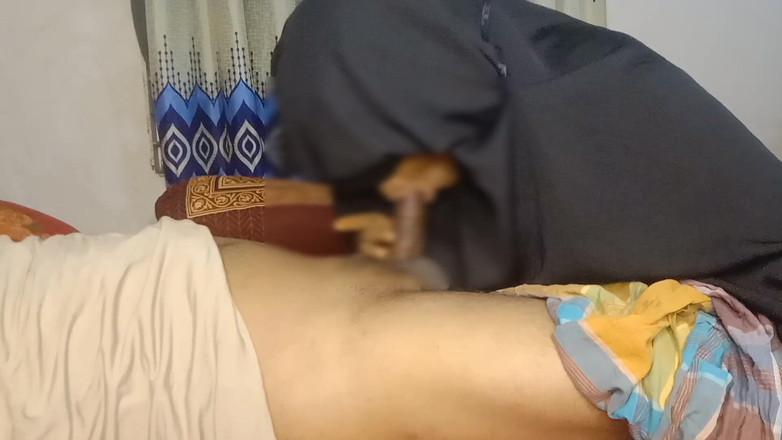 Sabina244: 我的丈夫记录我在做爱