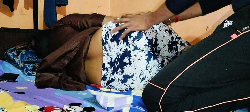 Poonam8868: 私のボーイフレンドは私を家に降ろしました (ヒンディー語オーディオ)