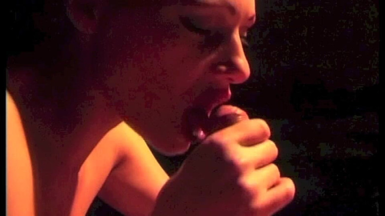 Inhonorof porn: 引き締まったマンコのための巨根