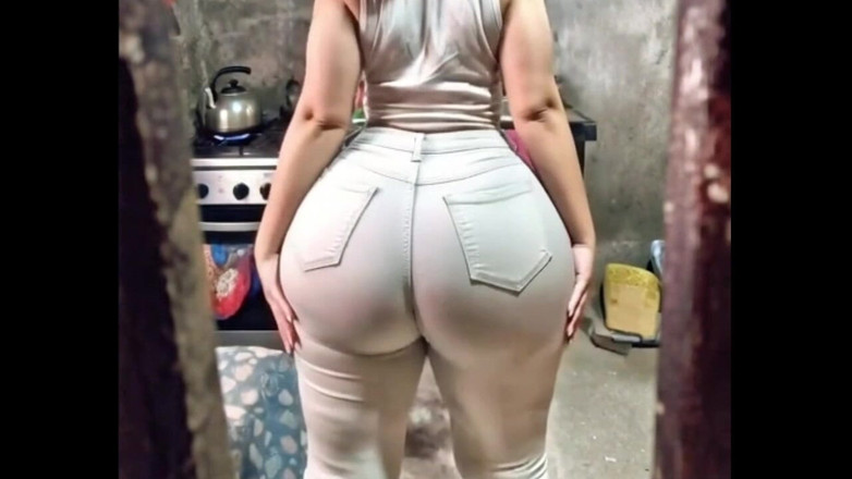 Xprohibidox1: Vecina Rabuda Limpiando