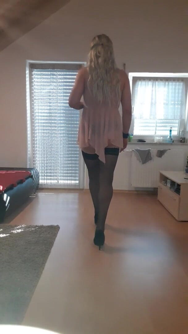 Julia CD: Sexy lingerie crossdresser teen