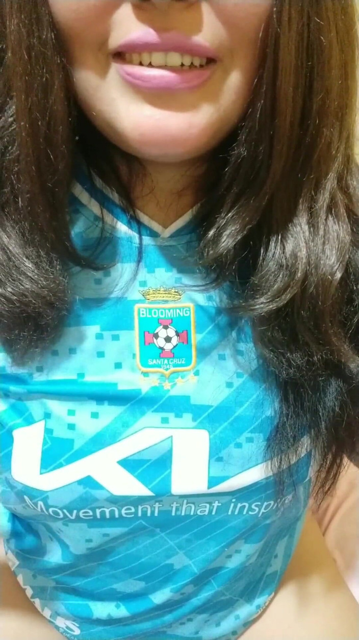 Carla Villalobos: Признаюсь в том, что я сделал в публичном туалете с моим другом