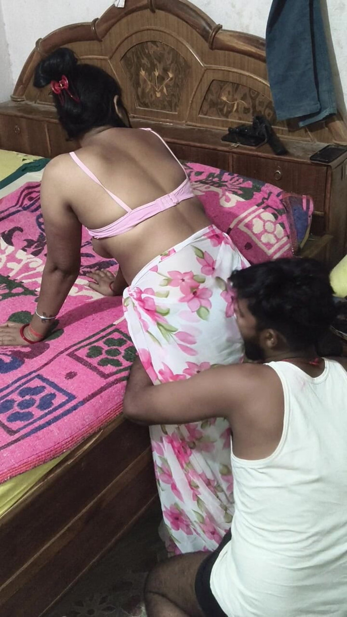 punambhabhi0999: Există o plăcere diferită de a face sex cu sora...