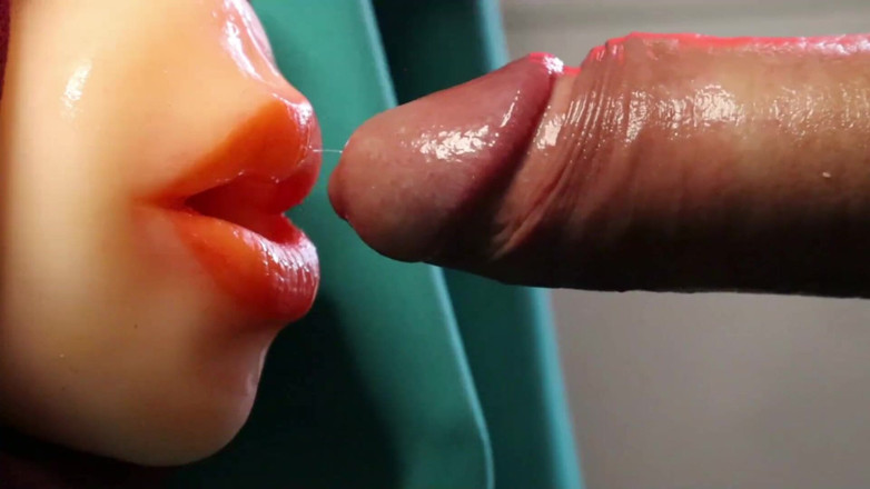 SEXY_GUYBEST: Adoro scopare profondamente questa bocca realistica umida e profonda con...