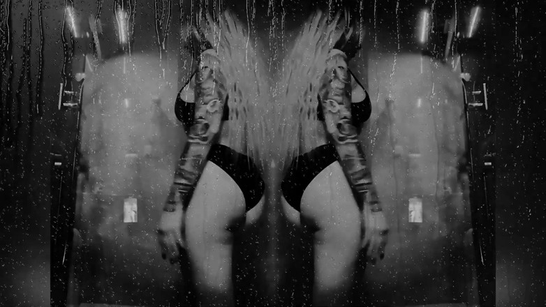 Goddess Misha Goldy: wet vip treat!