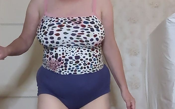 BustyBrendaxx: Video xì hơi hôi thối