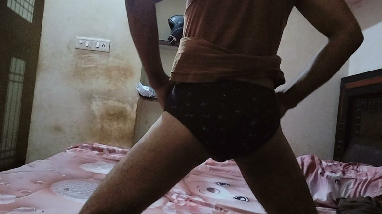 Tarun: Show My Little Ass Hole