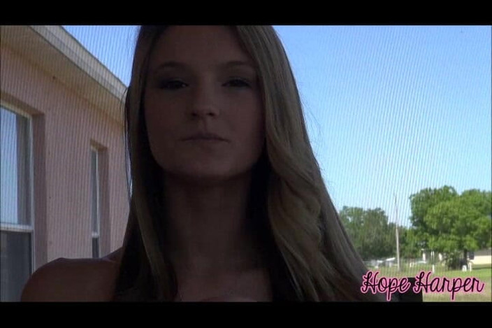 Daddys Dirty Girls: Mladá kouřící naděje! (lores Wmv)