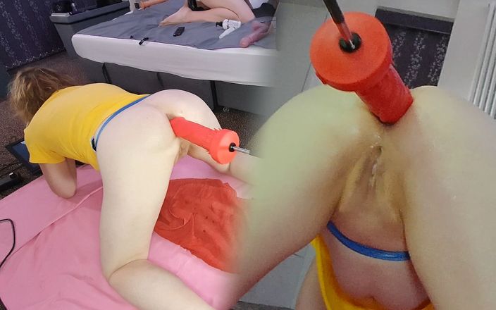 Kinky Essex: Orgasmos anales en la máquina de follar para la sexy...