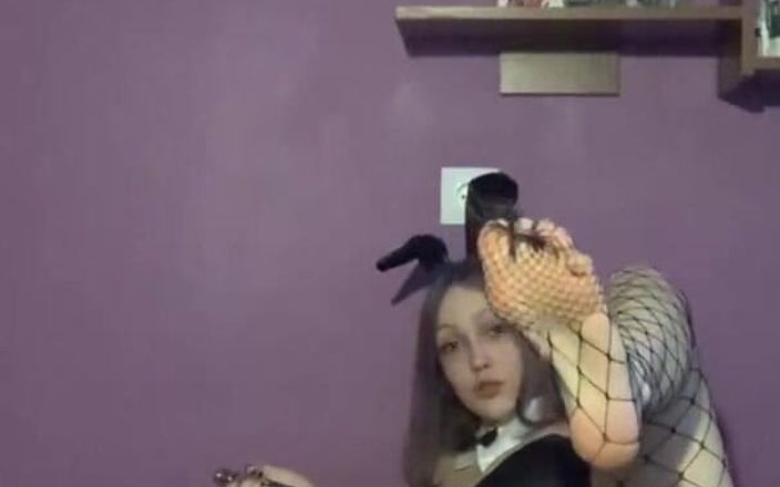 WhoreHouse: I Vape in a Bunny Suit and Masturbate Pussy with...
