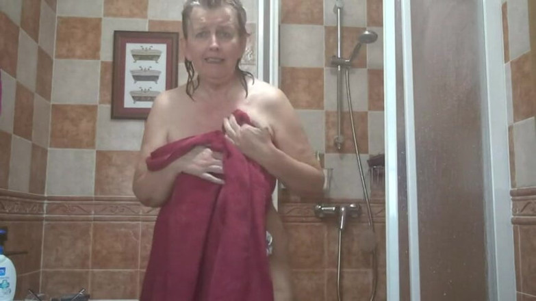 Abby Roberts: VEDERE LA PERSOANA 1 pentru fan tânăr