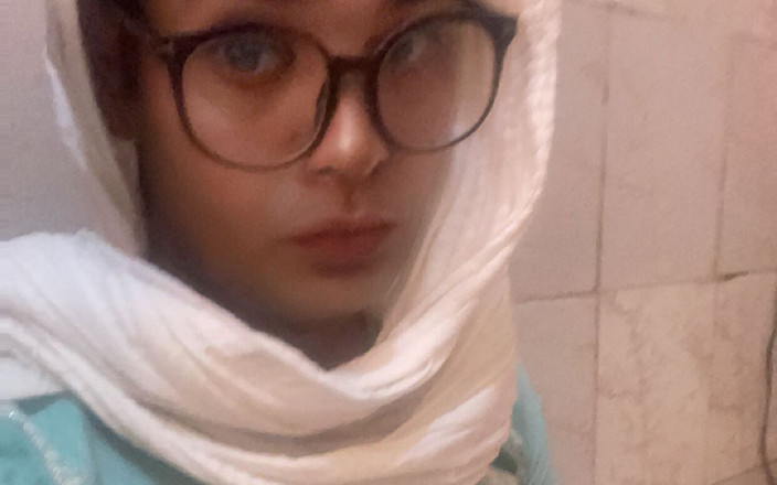 Apple00001: Sissy potřebuje každý den dokázat své vlastní