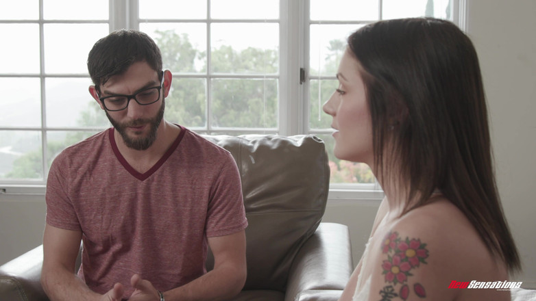 New Sensations: Swingende buurvrouw Rosalyn krijgt het