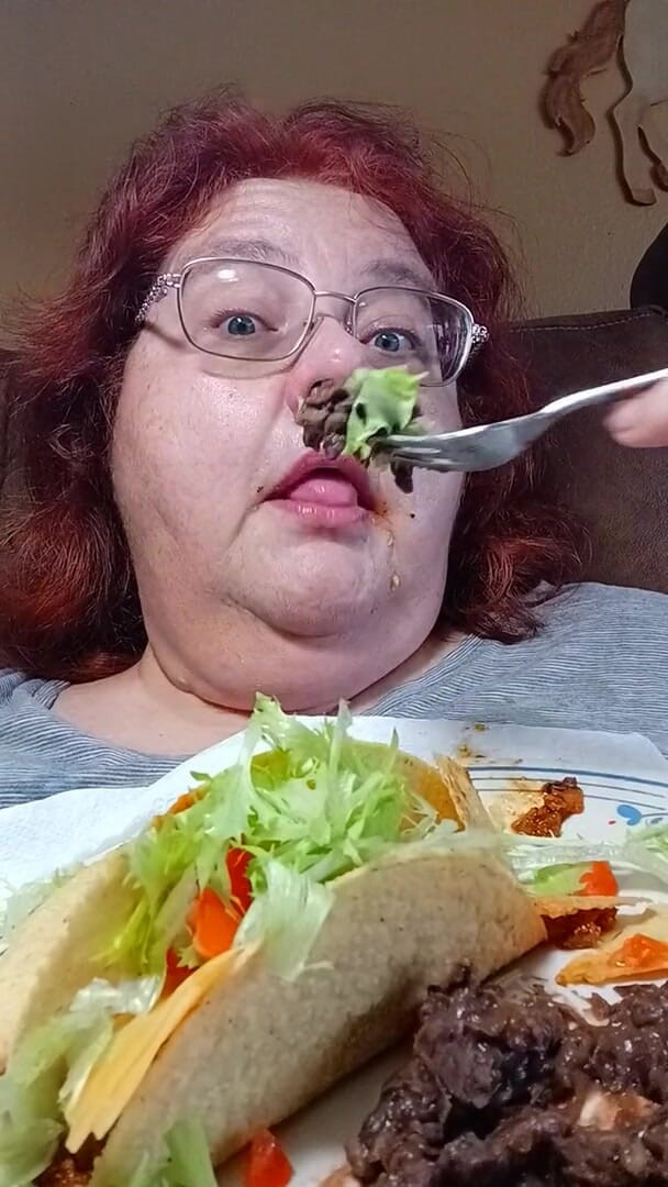 BBW nurse Vicki adventures with friends: Ate a big meal homemade taco dinner