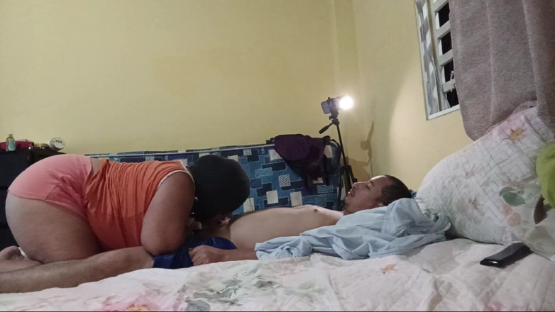 Stepmom_with_big_tits: とても欲求不満な義父の美味しい大きなペニス。